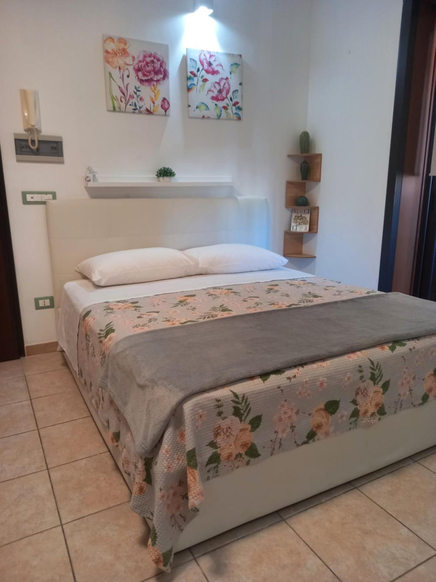 Irene Home Siraküza Dış mekan fotoğraf
